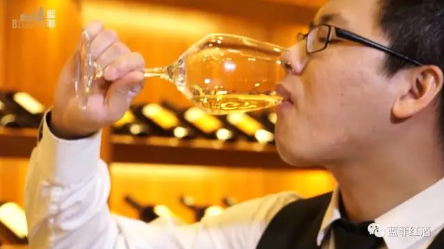 6個步驟，資深品酒師教你如何來品葡萄酒